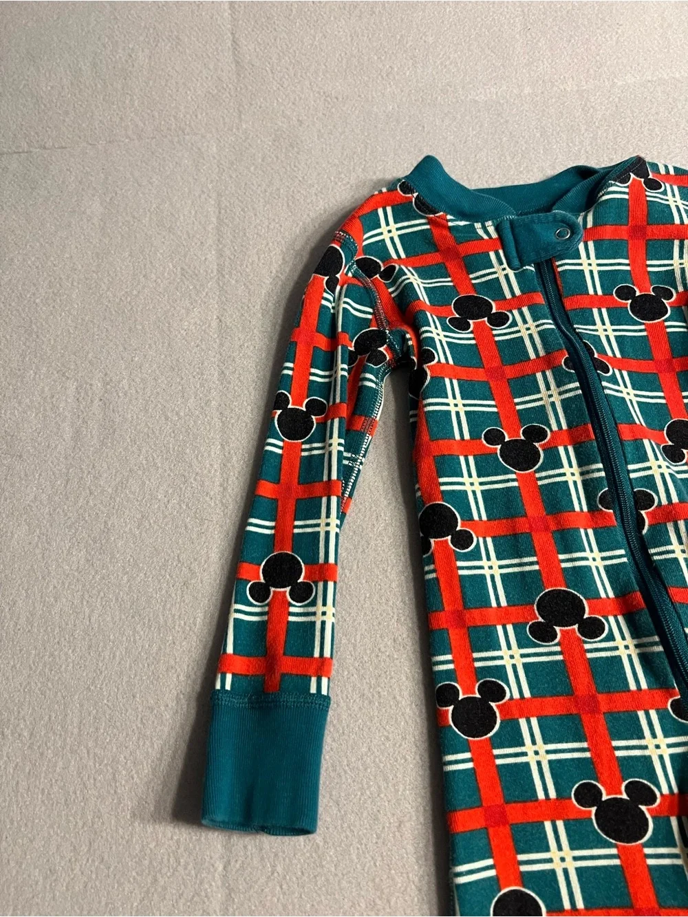 Hanna Andersson Disney Mickey Mouse Plaid Zip Sleeper Organic Cotton Size 3T